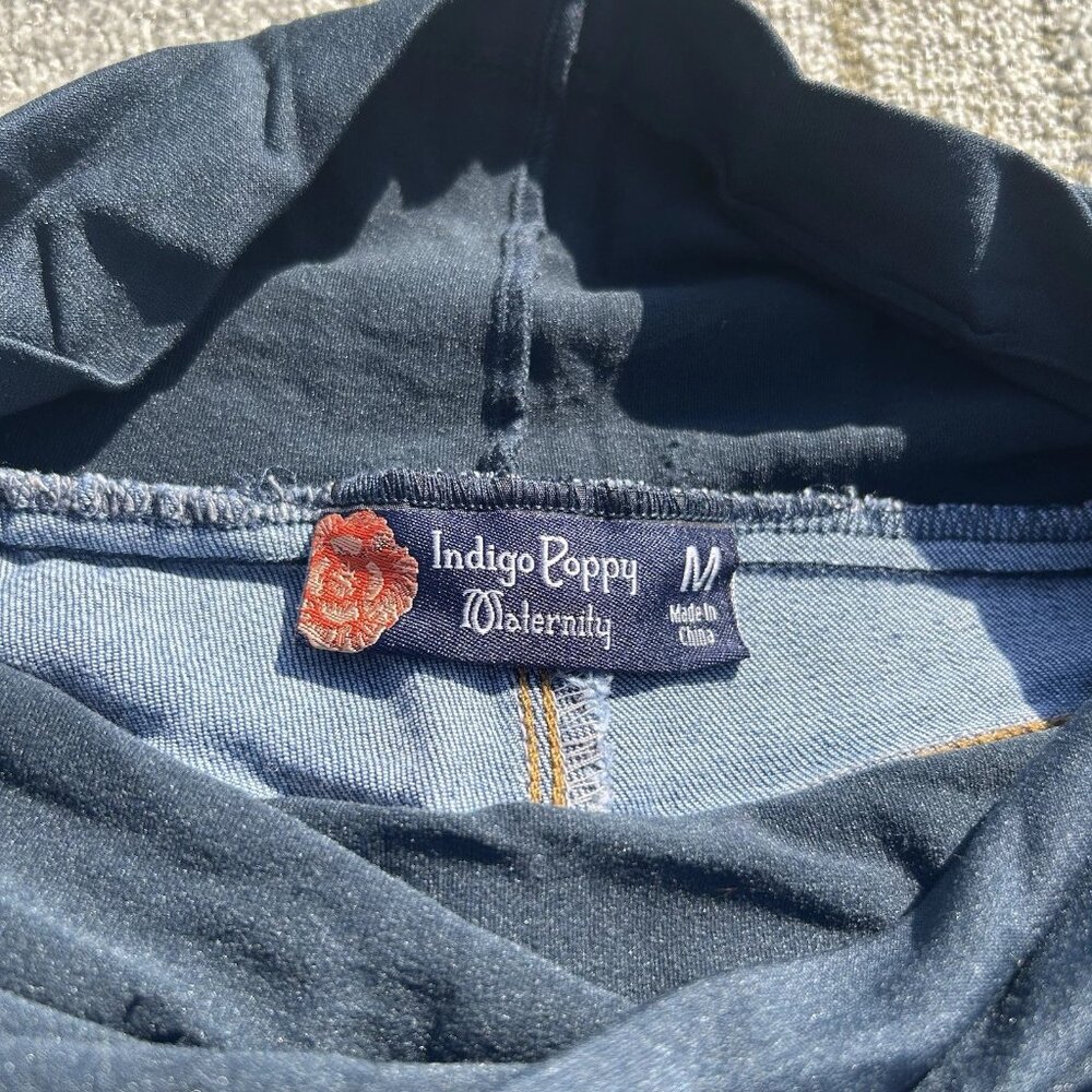 Women's Blue Jeans - Picture 11 of 12